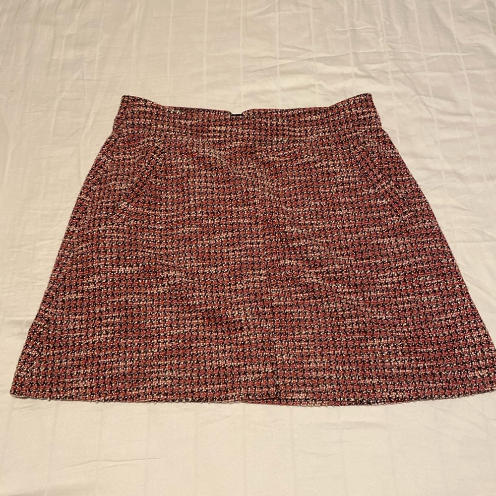 Gap - women size 10 tweed skirt with pockets
